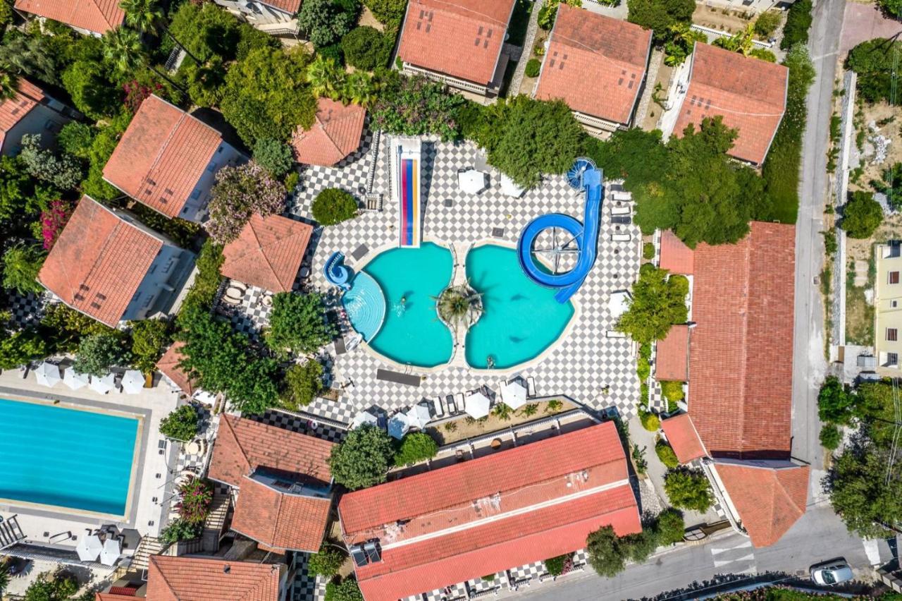 Riverside Garden Resort Kyrenia  Exterior foto