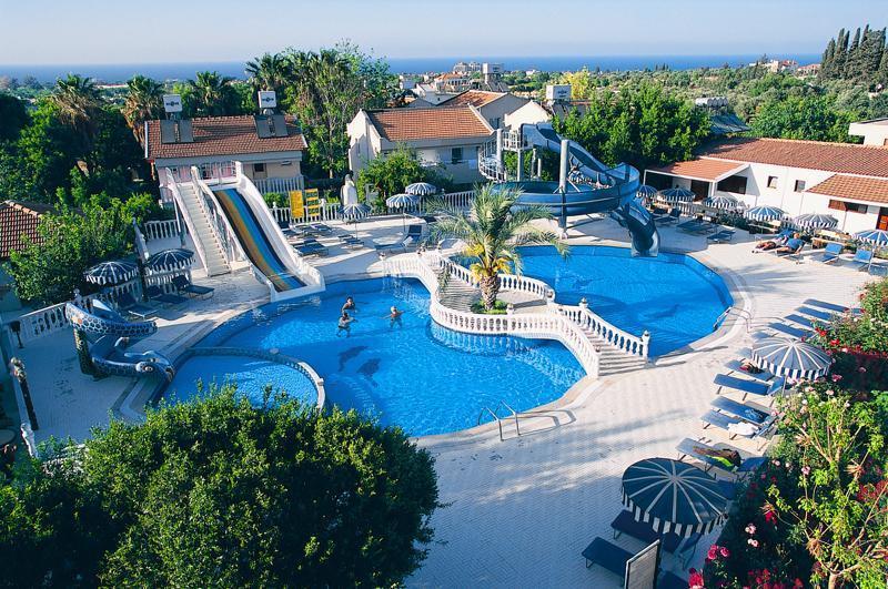 Riverside Garden Resort Kyrenia  Exterior foto